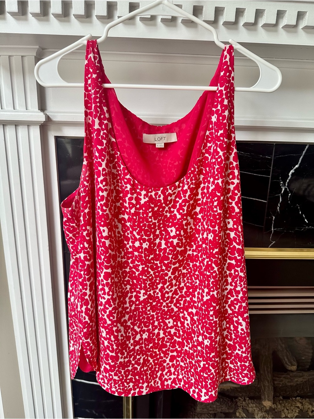 LOFT Pink and White Printed Sleeveless top